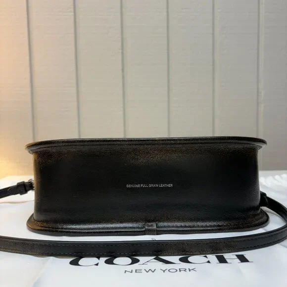 Coach Waverly Bag in Loved Leather (Black) - Picture 4 of 9